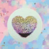 Glittrig sticker non binary heart