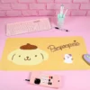 Gult skrivbordsunderlägg - Pompompurin och Muffin