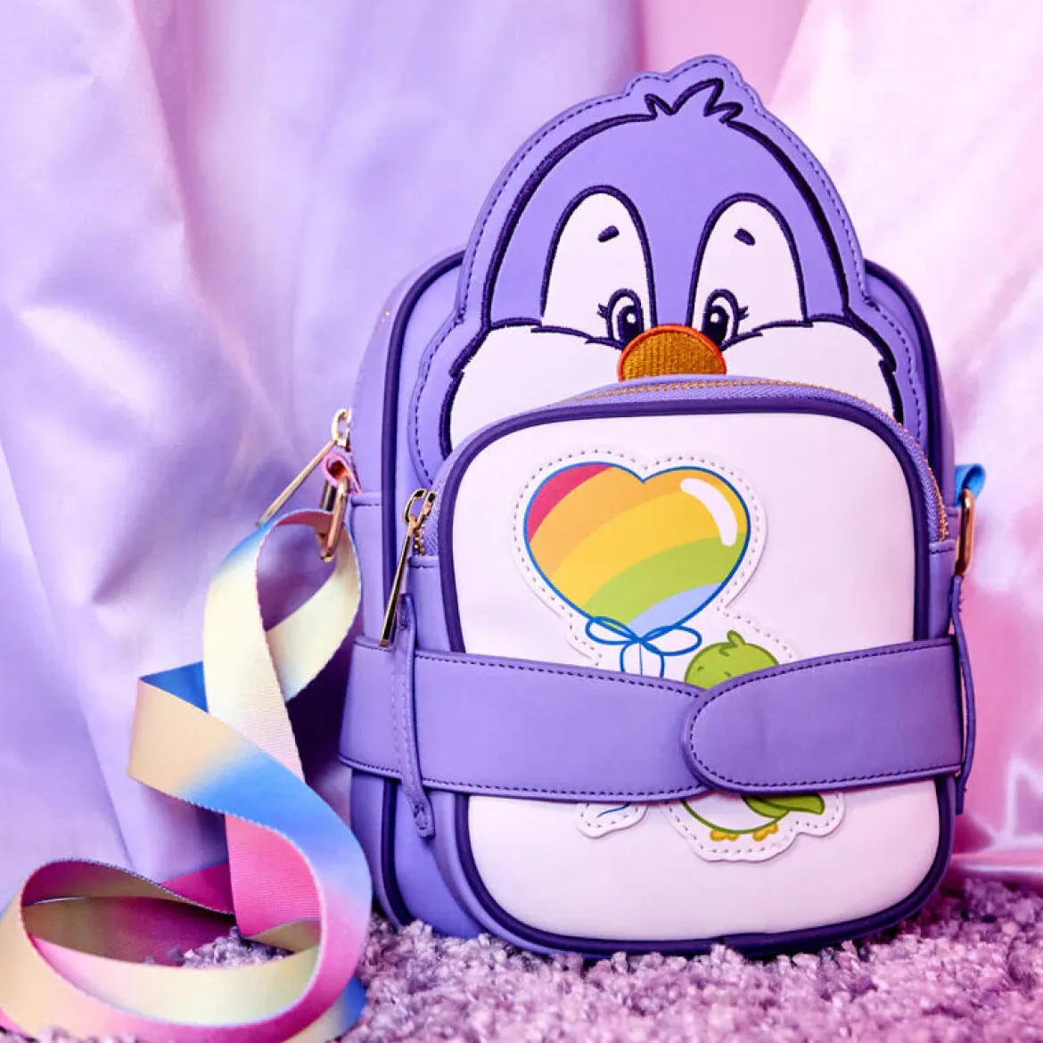 Loungefly axelväska, Care Bear Cozy Heart