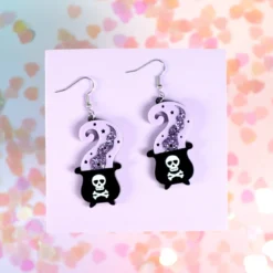 Örhängen - Rykande kittel med döskalle
