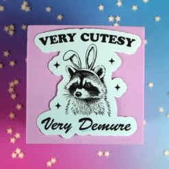 Stor sticker - Very cutesy raccoon