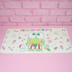 Vitt skrivbordsunderlägg - Kerokerokeroppi